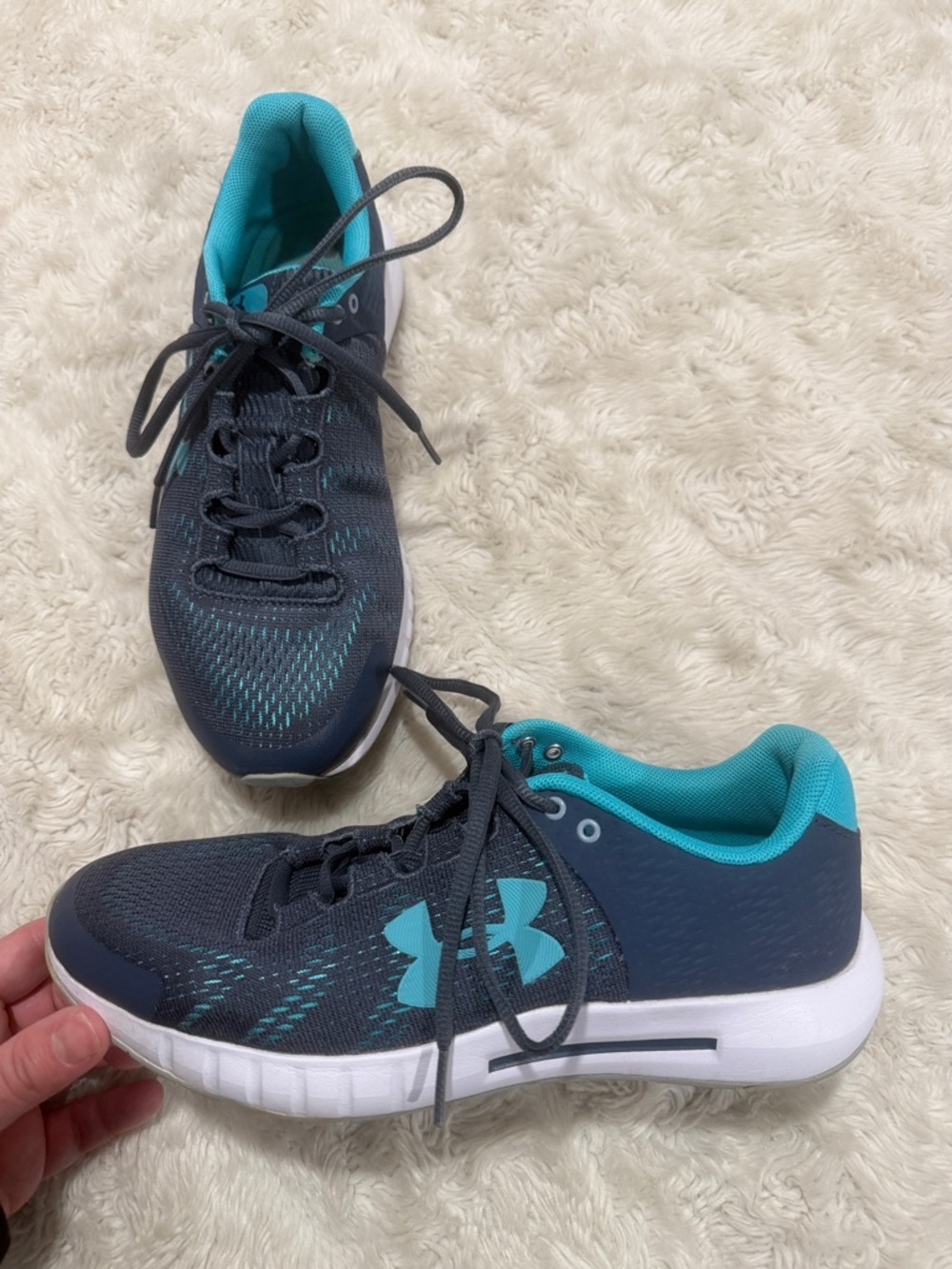 Under Armour Women's Micro G Pursuit BP running shoes Athletic Sneakers Size 8.5